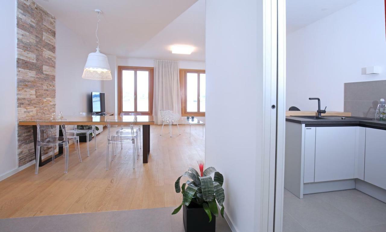 Luxury Apartment Kampanel Split Exterior photo