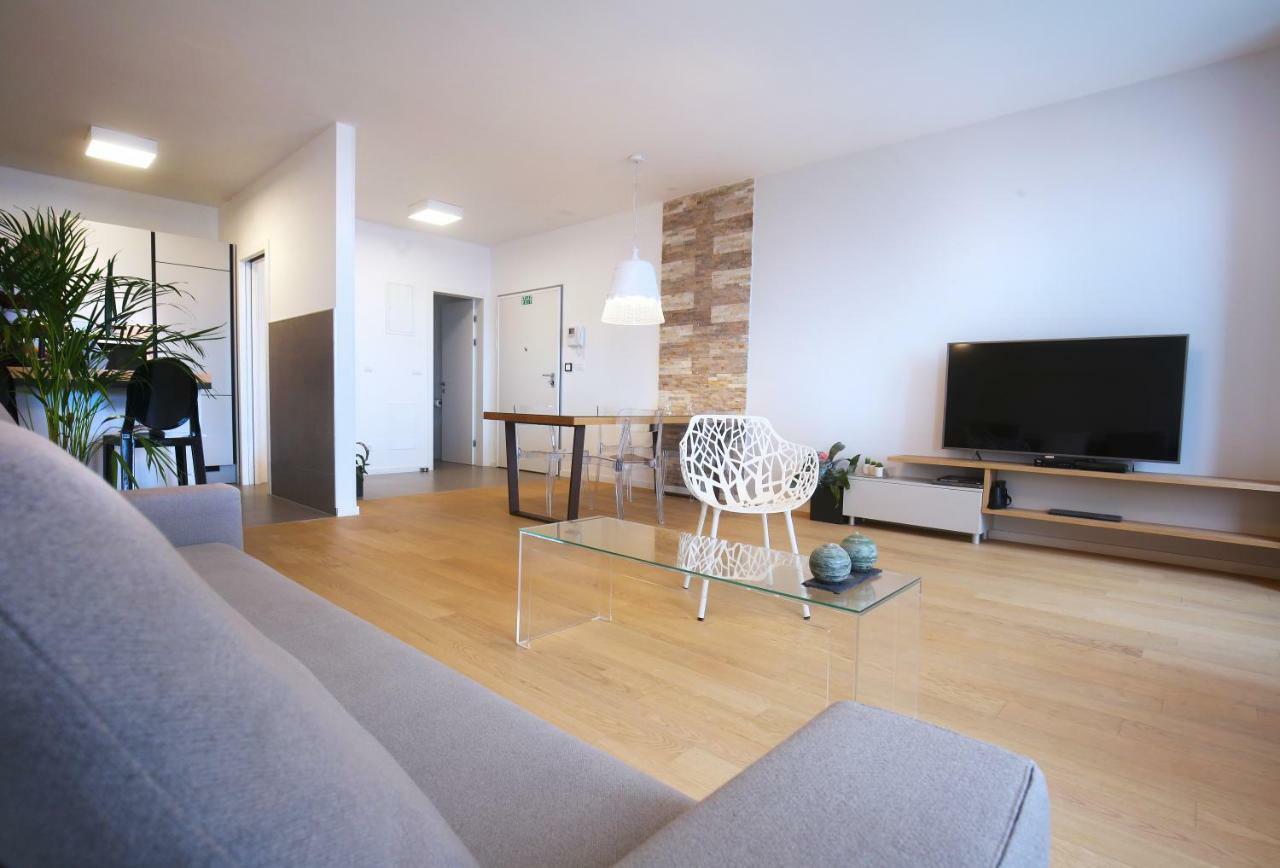 Luxury Apartment Kampanel Split Exterior photo